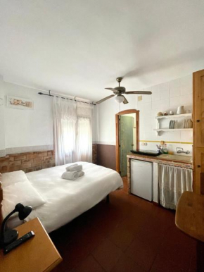 Habitación con baño y cocina privados en Albaicin